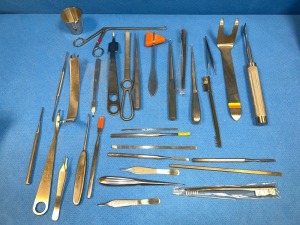 LOT OF ASSORTED INSTRUMENTS