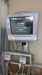 AGILENT V24C PATIENT MONITOR AND MODULE CONSOLE (WALL MOUNTED)