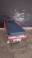 STRYKER 1115 BIG WHEEL STRETCHER WITH SCALE