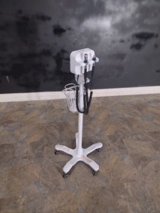 WELCH ALLYN GS 777 OTO/OPHTHALMOSCOPE ON STAND