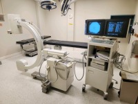 SIEMENS SIREMOBILE C-ARM (DOM 09/2000, SN 3777880) W/ WORKSTATION