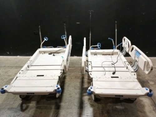 LOT OF HILL-ROM TOTAL CARE SPORT 2 HOSPITAL BEDS