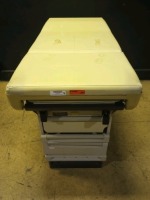 MIDMARK 404 EXAM TABLE