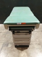 MIDMARK 404 EXAM TABLE