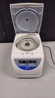 FISHER SCIENTIFIC ACCUSPIN MICRO 17 CENTRIFUGE