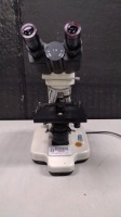 ACCU-SCOPE LAB MICROSCOPE WITH 4 OBJECTIVES