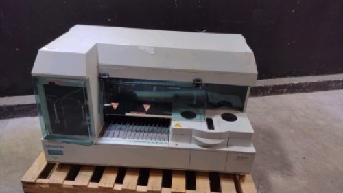 SIEMENS BCS XP LAB ANALYZER