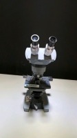 AMERICAN OPTICAL LAB MICROSCOPE WITH 2 OBJECTIVES