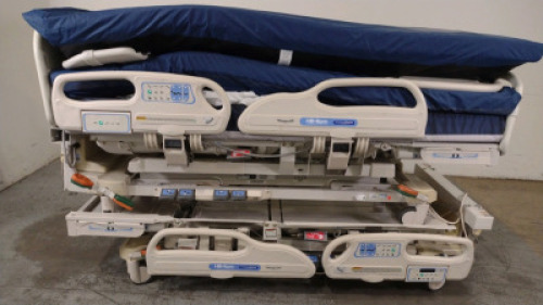 HILL-ROM P3200 VERSACARE HOSPITAL BEDS (QTY. 2)