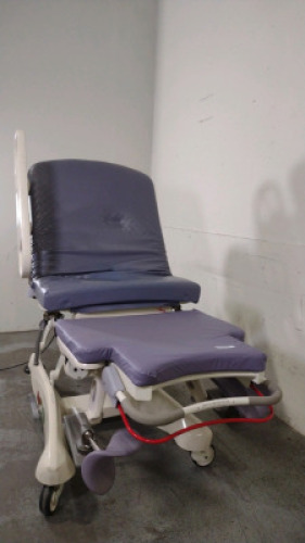 STRYKER LD304 BIRTHING BED