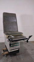 MIDMARK 404 EXAM TABLE