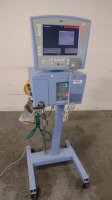 CAREFUSION VIASYS AVEA 17311 VENTILATOR ON ROLLING STAND