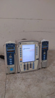 CAREFUSION ALARIS PC 8015 INFUSION PUMP WITH 2 ALARIS 8100 PUMP MODULES