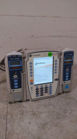 CAREFUSION ALARIS PC 8015 INFUSION PUMP WITH 2 ALARIS 8100 PUMP MODULES