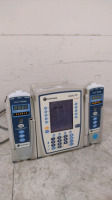 CAREFUSION ALARIS PC 8015 INFUSION PUMP WITH 2 ALARIS 8100 PUMP MODULES