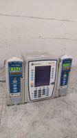 CAREFUSION ALARIS PC 8015 INFUSION PUMP WITH 2 ALARIS 8100 PUMP MODULES