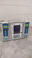 CAREFUSION ALARIS PC 8015 INFUSION PUMP WITH 2 ALARIS 8100 PUMP MODULES