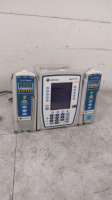 CAREFUSION ALARIS PC 8015 INFUSION PUMP WITH 2 ALARIS 8100 PUMP MODULES