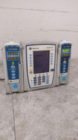 CAREFUSION ALARIS PC 8015 INFUSION PUMP WITH 2 ALARIS 8100 PUMP MODULES