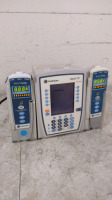 CAREFUSION ALARIS PC 8015 INFUSION PUMP WITH 2 ALARIS 8100 PUMP MODULES