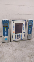 CAREFUSION ALARIS PC 8015 INFUSION PUMP WITH 2 ALARIS 8100 PUMP MODULES