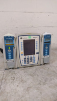 CAREFUSION ALARIS PC 8015 INFUSION PUMP WITH 2 ALARIS 8100 PUMP MODULES