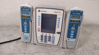 CAREFUSION ALARIS PC 8015 INFUSION PUMP WITH 2 ALARIS 8100 PUMP MODULES