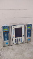 CAREFUSION ALARIS PC 8015 INFUSION PUMP WITH 2 ALARIS 8100 PUMP MODULES