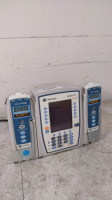 CAREFUSION ALARIS PC 8015 INFUSION PUMP WITH 2 ALARIS 8100 PUMP MODULES