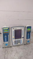 CAREFUSION ALARIS PC 8015 INFUSION PUMP WITH 2 ALARIS 8100 PUMP MODULES