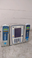 CAREFUSION ALARIS PC 8015 INFUSION PUMP WITH 2 ALARIS 8100 PUMP MODULES