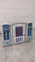 CAREFUSION ALARIS PC 8015 INFUSION PUMP WITH 2 ALARIS 8100 PUMP MODULES