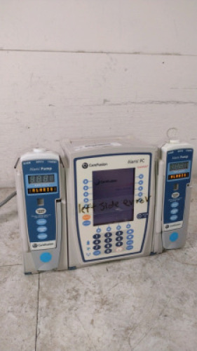 CAREFUSION ALARIS PC 8015 INFUSION PUMP WITH 2 ALARIS 8100 PUMP MODULES