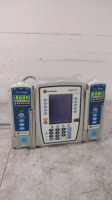 CAREFUSION ALARIS PC 8015 INFUSION PUMP WITH 2 ALARIS 8100 PUMP MODULES