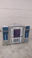 CAREFUSION ALARIS PC 8015 INFUSION PUMP WITH 2 ALARIS 8100 PUMP MODULES