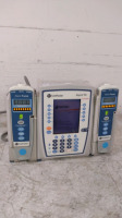 CAREFUSION ALARIS PC 8015 INFUSION PUMP WITH 2 ALARIS 8100 PUMP MODULES