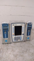 CAREFUSION ALARIS PC 8015 INFUSION PUMP WITH 2 ALARIS 8100 PUMP MODULES