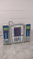 CAREFUSION ALARIS PC 8015 INFUSION PUMP WITH 2 ALARIS 8100 PUMP MODULES