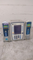 CAREFUSION ALARIS PC 8015 INFUSION PUMP WITH 2 ALARIS 8100 PUMP MODULES