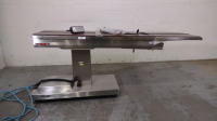 SKYTRON 3100 OR TABLE WITH HAND CONTROL