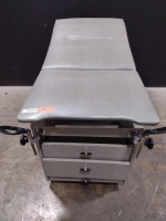 BELMONT MEDICAL EXAM TABLE