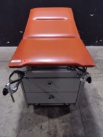 BELMONT MEDICAL EXAM TABLE