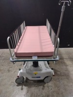 STERIS HAUSTED PEDIATRIC CARE INFANT CRIB