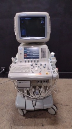 GE LOGIQ 7 ULTRASOUND MACHINE WITH 4 PROBES (3.5C, 3S, M12L, 7L)