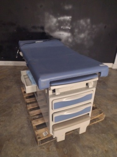 RITTER/MIDMARK 204 EXAM TABLE