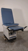 MIDMARK 404 EXAM TABLE