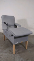 DACOR 4R4/5R5211M BLOOD DONOR CHAIR