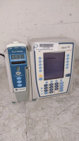 CAREFUSION ALARIS PC 8015 INFUSION PUMP WITH ALARIS 8100 PUMP MODULE