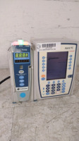 CAREFUSION ALARIS PC 8015 INFUSION PUMP WITH ALARIS 8100 PUMP MODULE