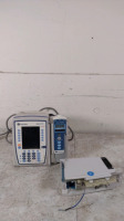 CAREFUSION ALARIS PC 8015 INFUSION PUMP WITH 2 ALARIS 8100 PUMP MODULES (PARTS)